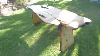 2 meter table in huen pine